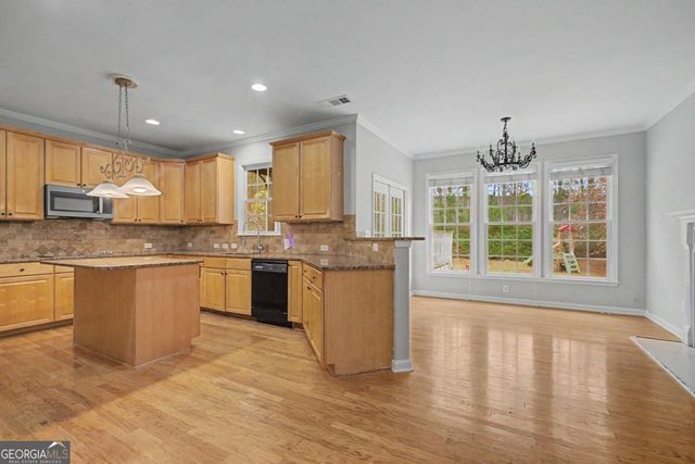 2725 Ivy Hill Drive, Buford, GA 30519