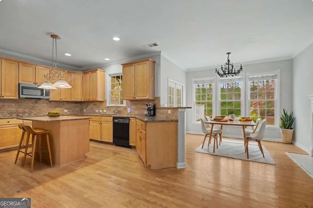 2725 Ivy Hill Drive, Buford, GA 30519