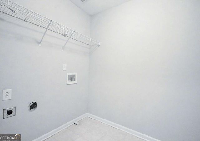 2725 Ivy Hill Drive, Buford, GA 30519