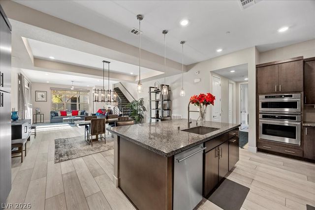 4262 Swift Street, Las Vegas, NV 89135