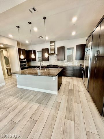 4262 Swift Street, Las Vegas, NV 89135