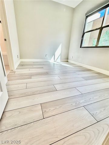 4262 Swift Street, Las Vegas, NV 89135