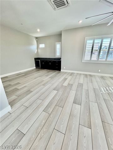 4262 Swift Street, Las Vegas, NV 89135