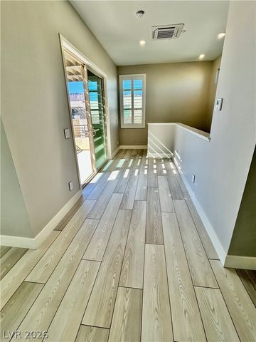 4262 Swift Street, Las Vegas, NV 89135