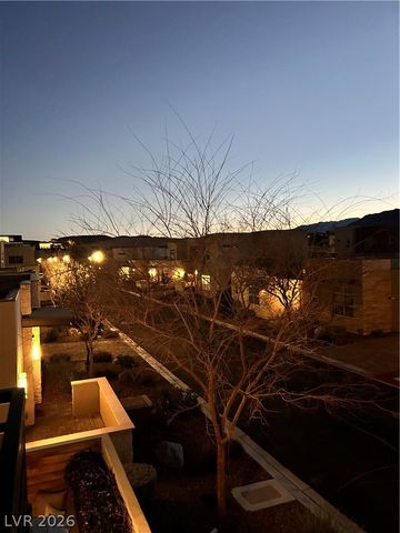 4262 Swift Street, Las Vegas, NV 89135