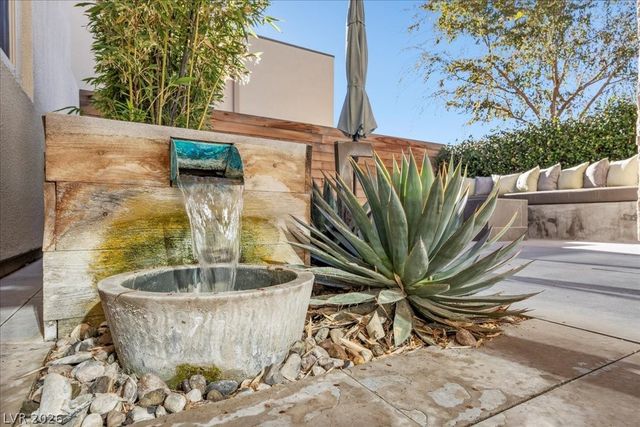 4262 Swift Street, Las Vegas, NV 89135