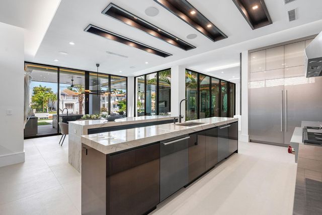 169 W Coconut Palm Road, Boca Raton, FL 33432