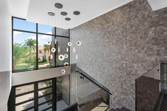 169 W Coconut Palm Road, Boca Raton, FL 33432