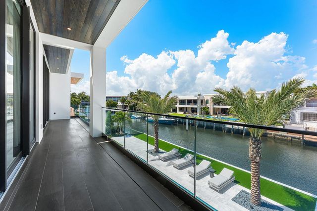 169 W Coconut Palm Road, Boca Raton, FL 33432