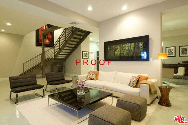 2216 Main Street 204, Santa Monica, CA 90405