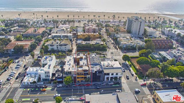 2216 Main Street 204, Santa Monica, CA 90405