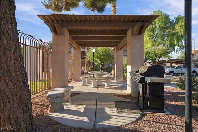 5751 East Hacienda Avenue 286, Las Vegas, NV 89122