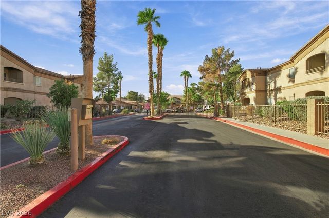 5751 East Hacienda Avenue 286, Las Vegas, NV 89122