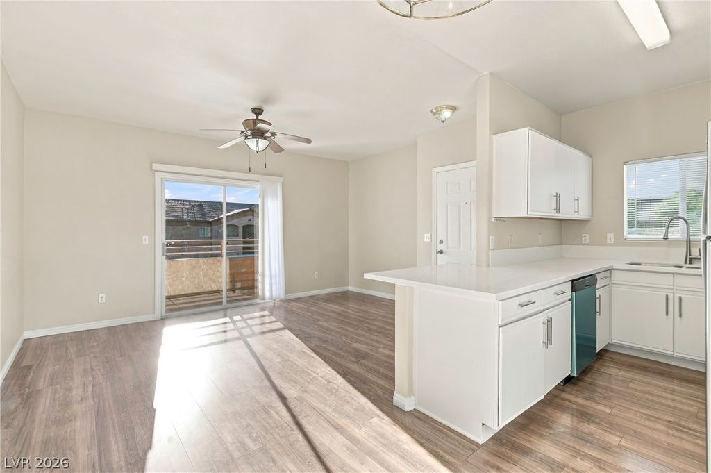 5751 East Hacienda Avenue 286, Las Vegas, NV 89122 — photo 5