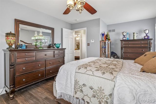 6 Kelso Drive, St Charles, MO 63301