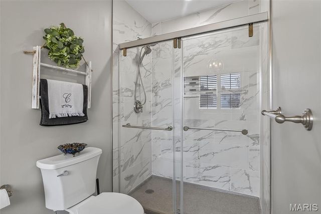 6 Kelso Drive, St Charles, MO 63301