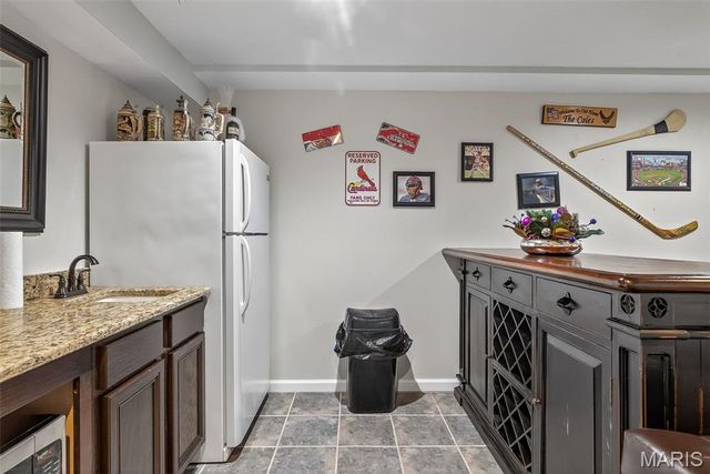 6 Kelso Drive, St Charles, MO 63301