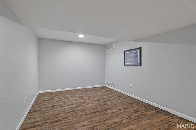 6 Kelso Drive, St Charles, MO 63301