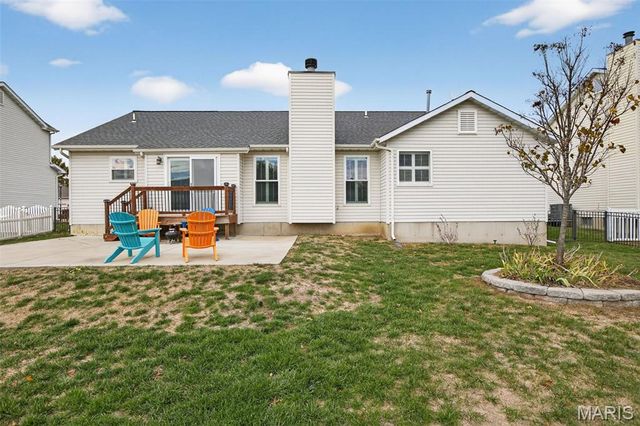 6 Kelso Drive, St Charles, MO 63301