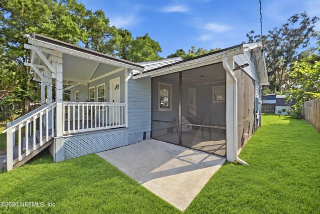 1745 HILLTOP Boulevard, Jacksonville, FL 32246