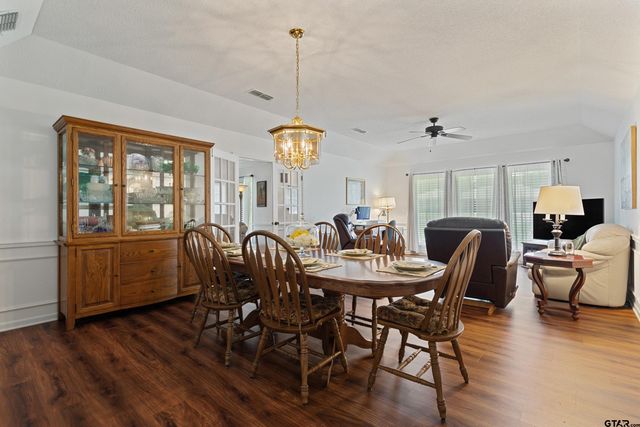 507 Ridgeway, Chandler, TX 75758