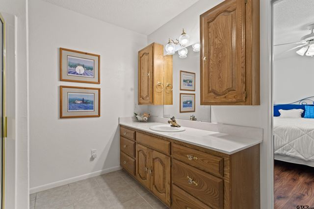 507 Ridgeway, Chandler, TX 75758