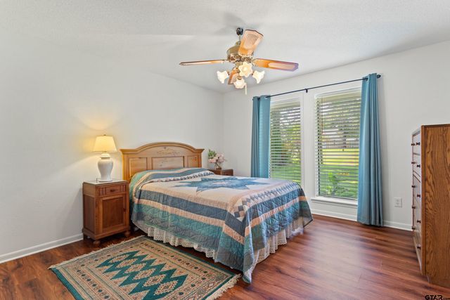 507 Ridgeway, Chandler, TX 75758