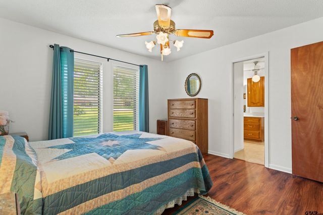 507 Ridgeway, Chandler, TX 75758