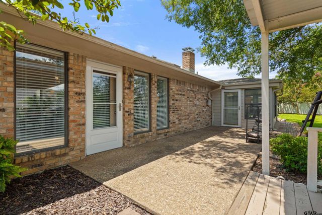 507 Ridgeway, Chandler, TX 75758