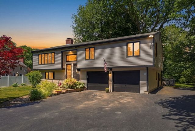 26 Causeway St., Hudson, MA 01749