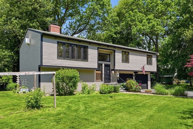 26 Causeway St., Hudson, MA 01749