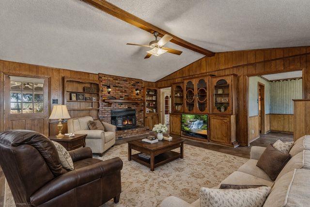 6187 County Road 570, Farmersville, TX 75442