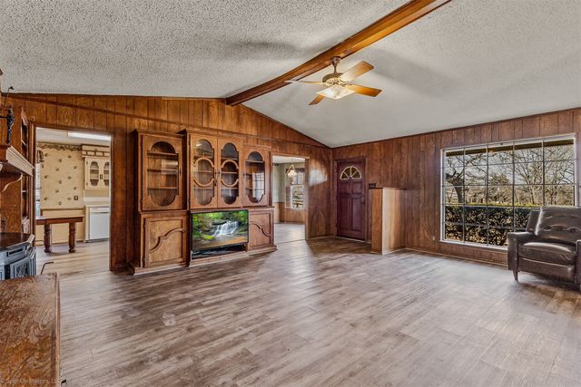 6187 County Road 570, Farmersville, TX 75442