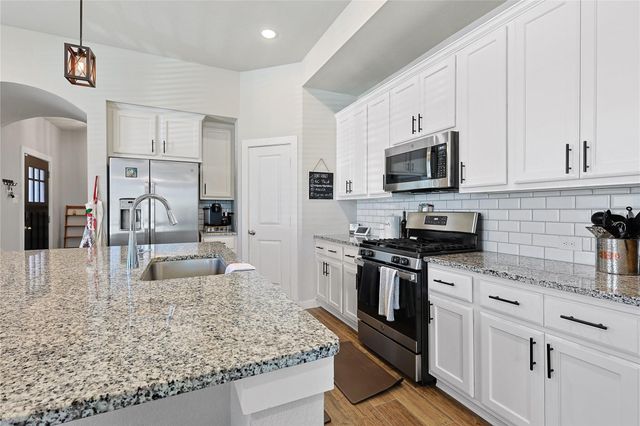 5131 Mint Orchard Drive, Houston, TX 77066