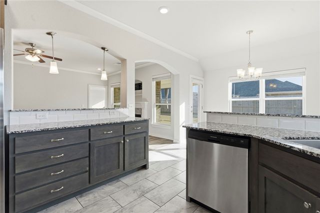 4375 Topeka Avenue, Fayetteville, AR 72704