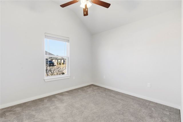 4375 Topeka Avenue, Fayetteville, AR 72704