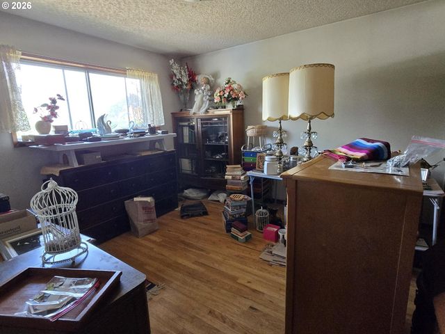 14141 Ne FREMONT Ct, Portland, OR 97230