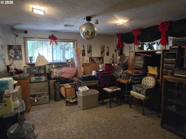 14141 Ne FREMONT Ct, Portland, OR 97230