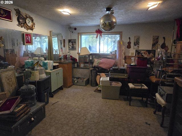 14141 Ne FREMONT Ct, Portland, OR 97230