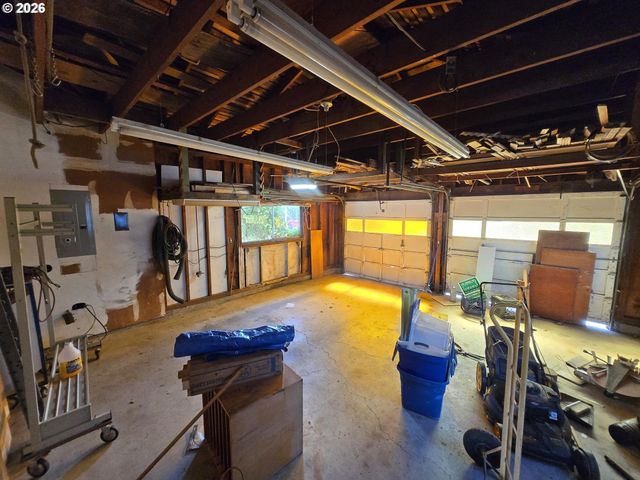 14141 Ne FREMONT Ct, Portland, OR 97230