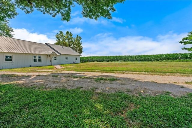 35317 Floyd Circle, Orrick, MO 64077