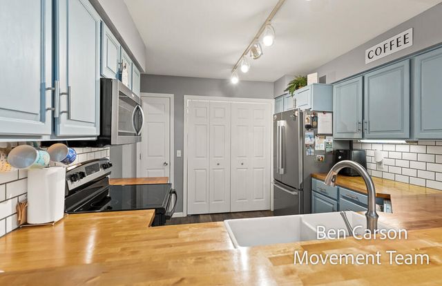 1180 W Norton Avenue K, Roosevelt Park City, MI 49441