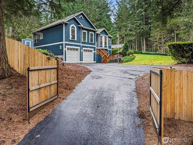 1108 Neah Drive, Fox Island, WA 98333
