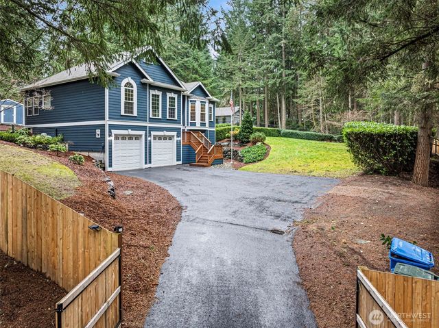 1108 Neah Drive, Fox Island, WA 98333
