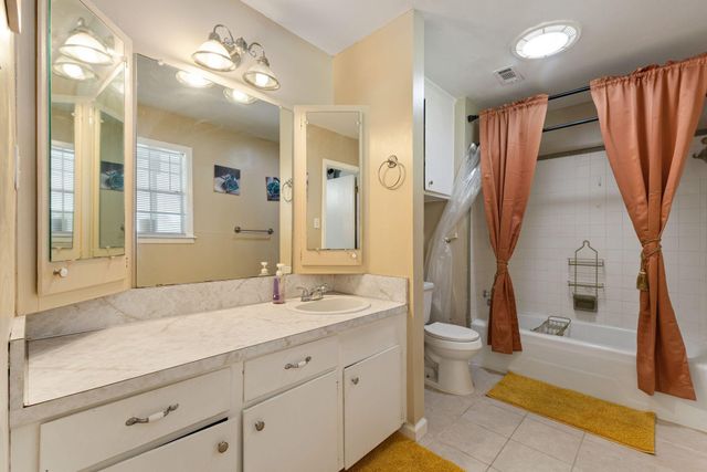 113 Tanglewood Dr., Hattiesburg, MS 39402