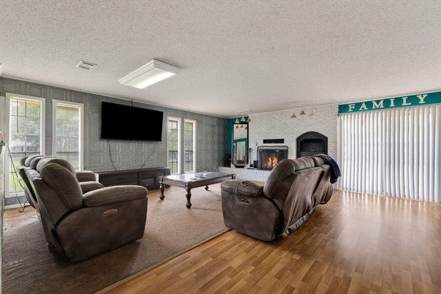 113 Tanglewood Dr., Hattiesburg, MS 39402