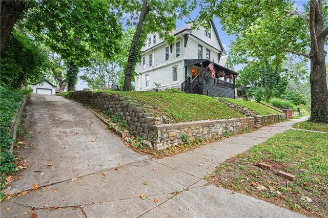 3630 Bell Street, Kansas City, MO 64111