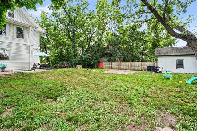 3630 Bell Street, Kansas City, MO 64111