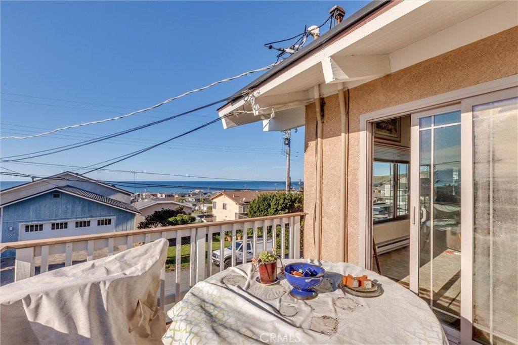 Image 11 of property listing at 2023 Circle, Cayucos, CA 93430
