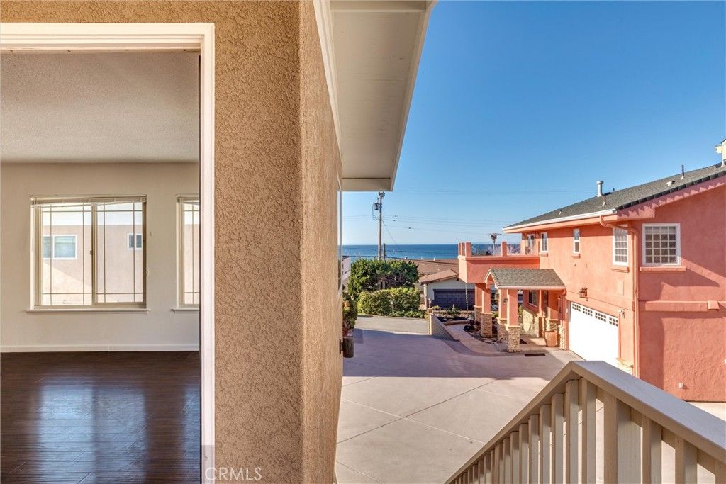 Image 19 of property listing at 2023 Circle, Cayucos, CA 93430